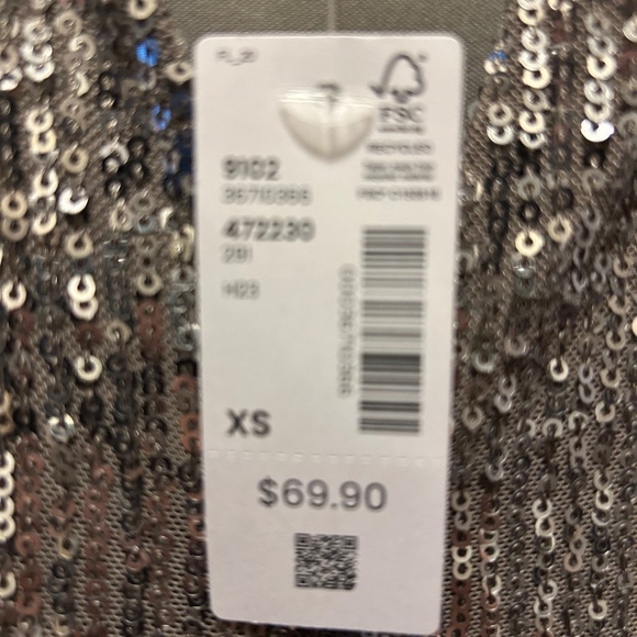 blouse - Picture 3 of 3